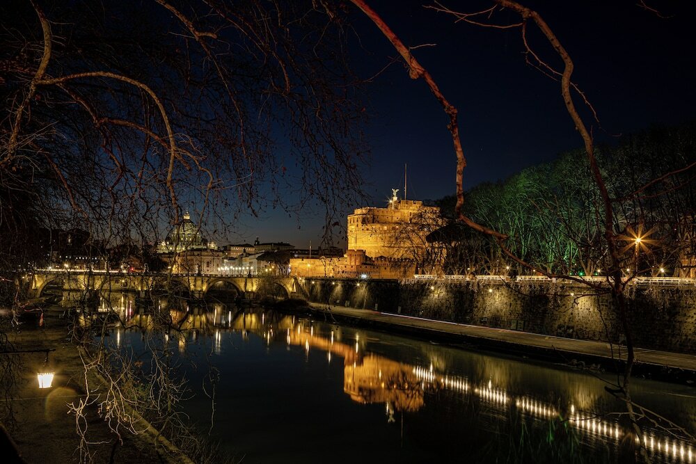 Фото Sofia's Suites Guesthouse