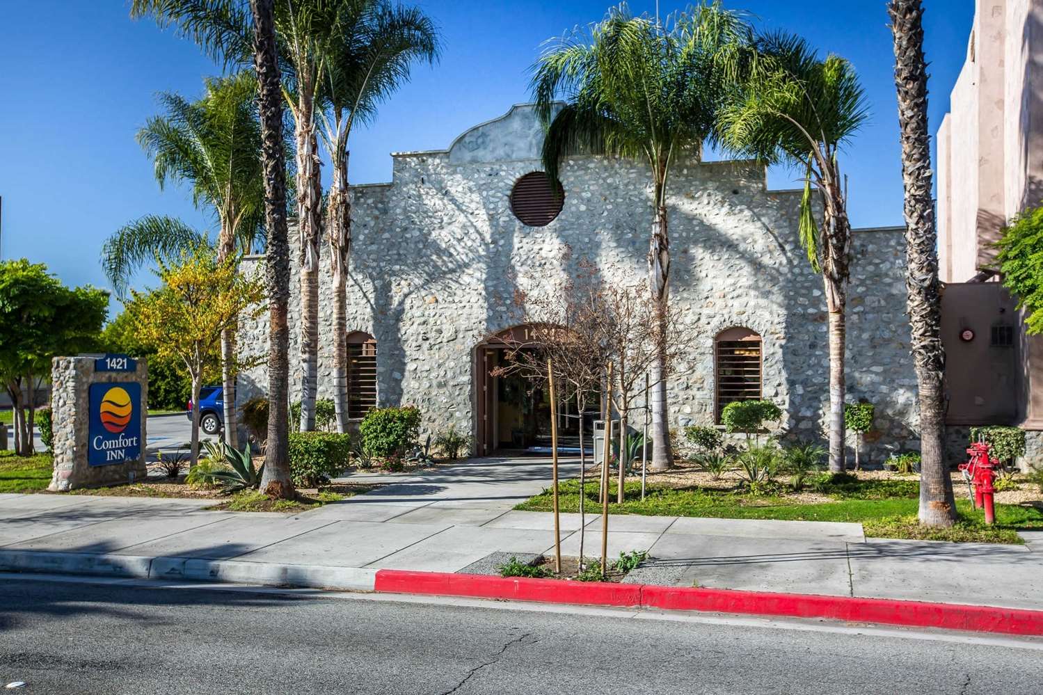 Фото Comfort Inn Pomona near Fairplex