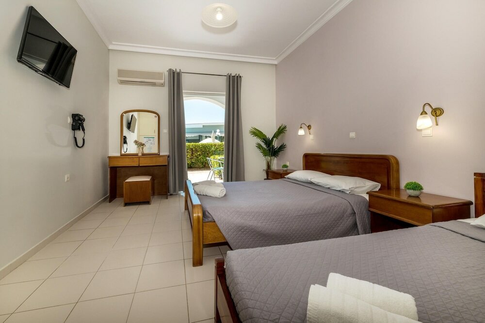 Фото Sofia's Hotel