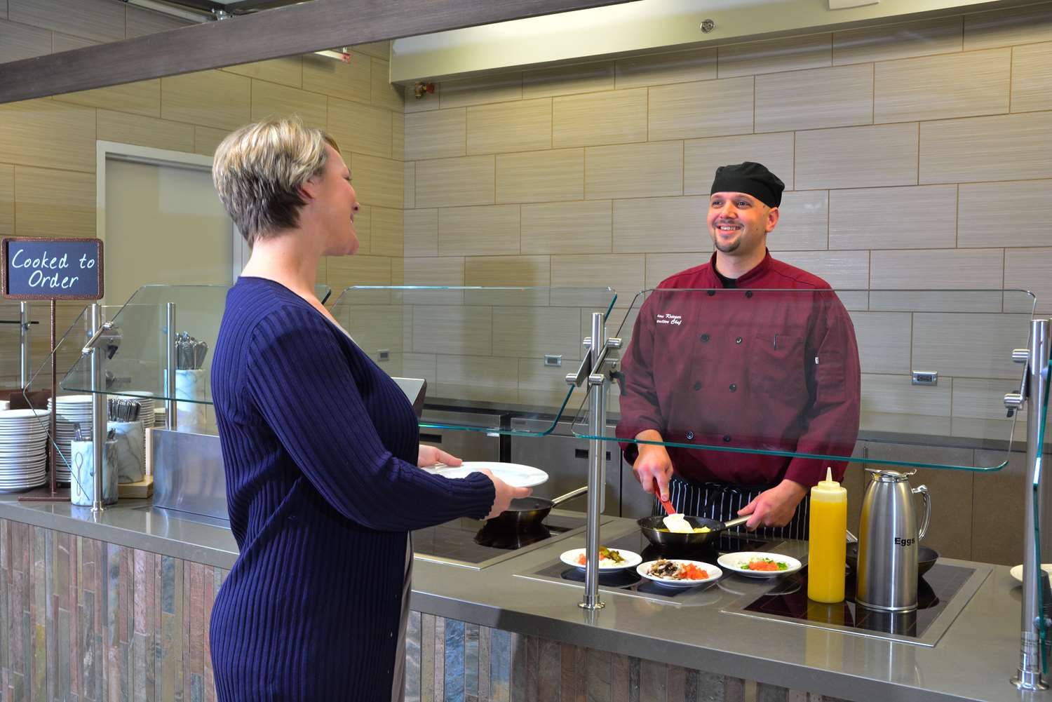 Фото Embassy Suites by Hilton Denver Central Park