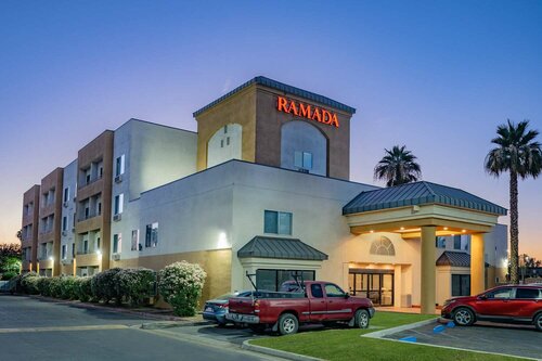 Гостиница Ramada by Wyndham Bakersfield North в Бэйкерсфилде