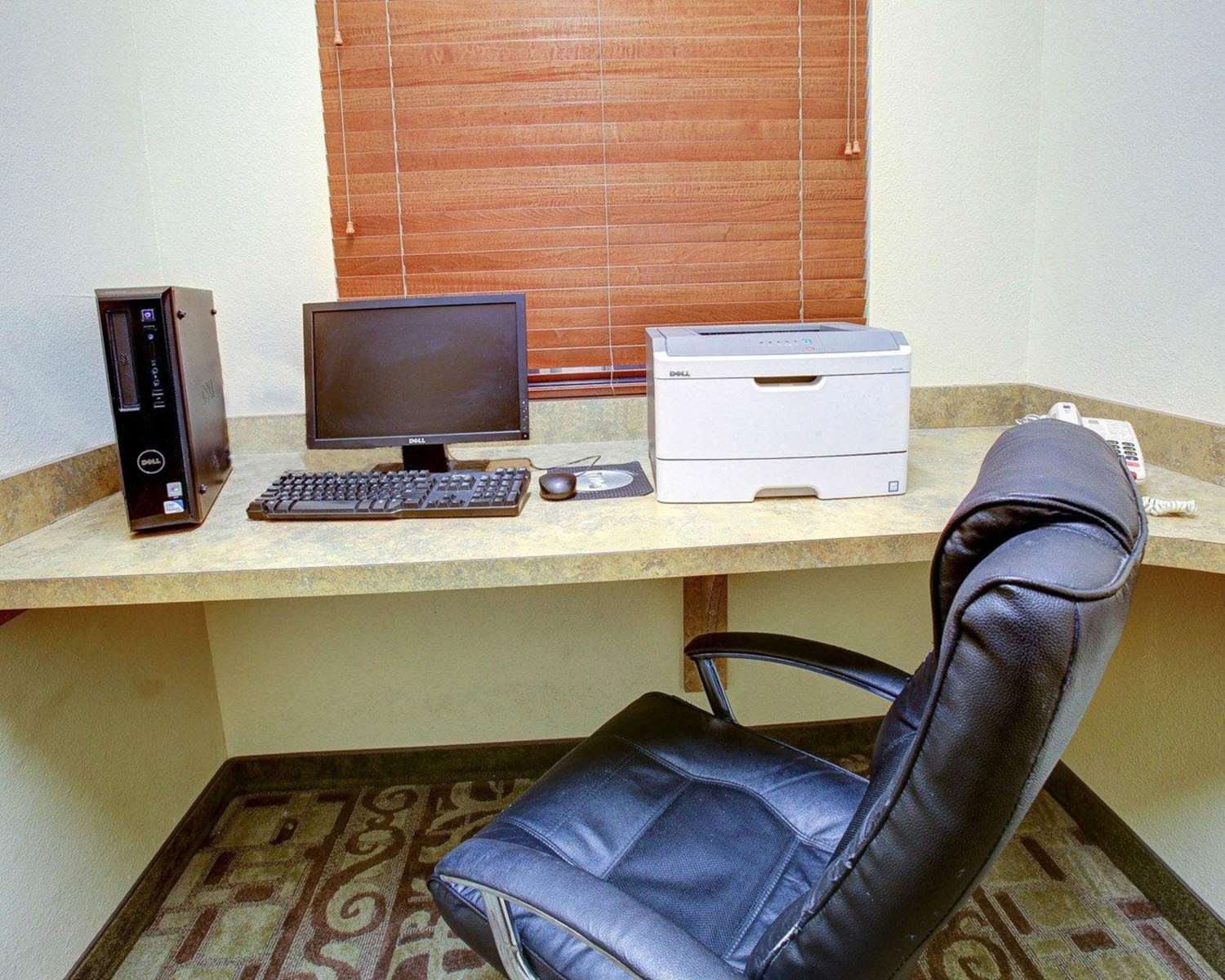 Фото Comfort Suites Brenham