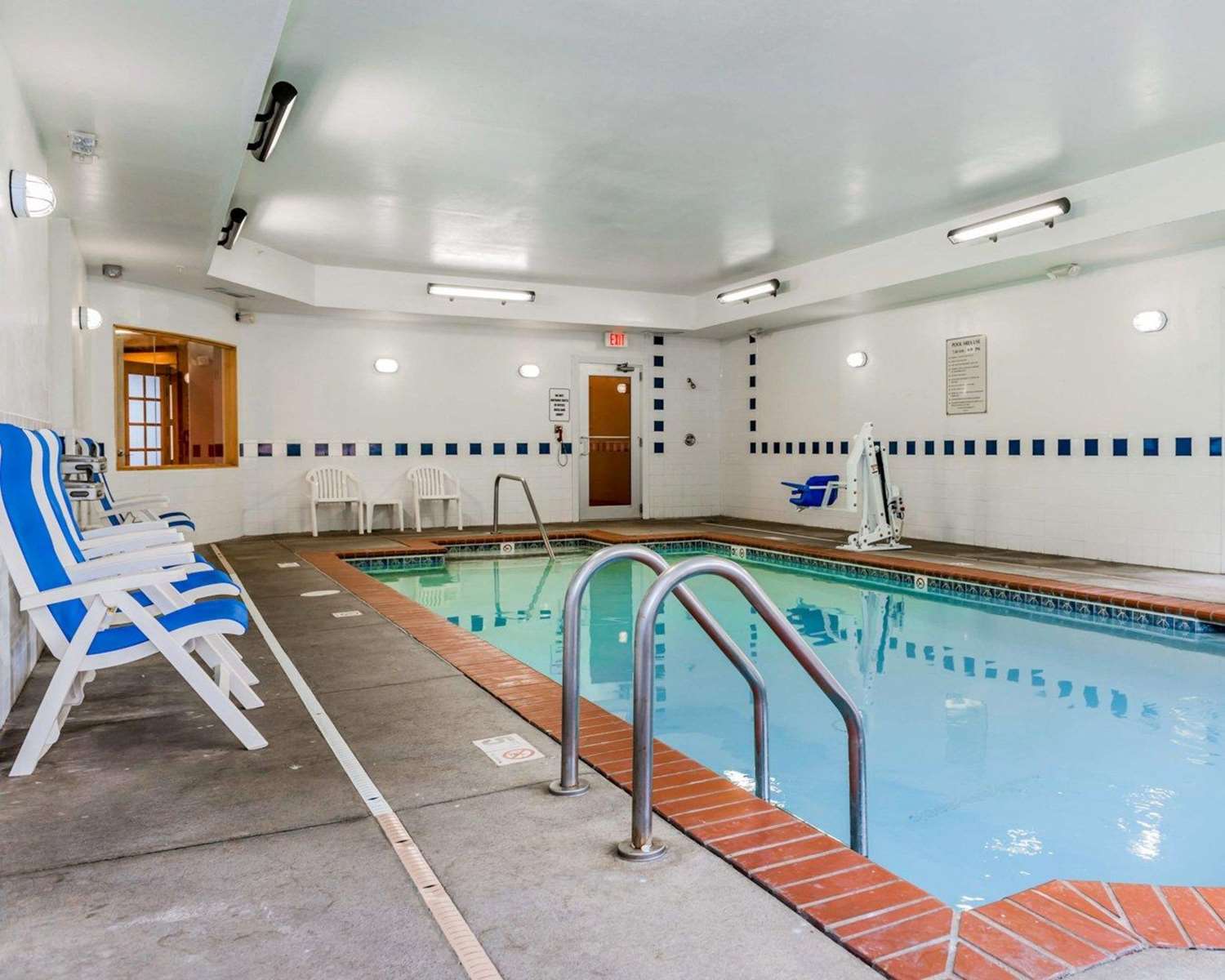 Фото Quality Inn East