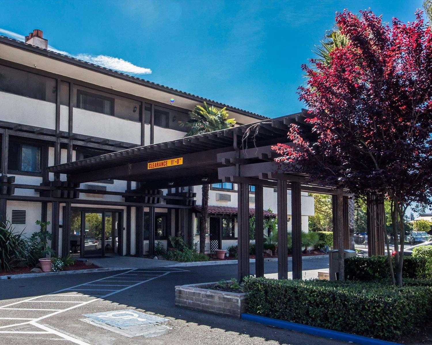 Фото Holiday Inn Express Santa Rosa North, an Ihg Hotel