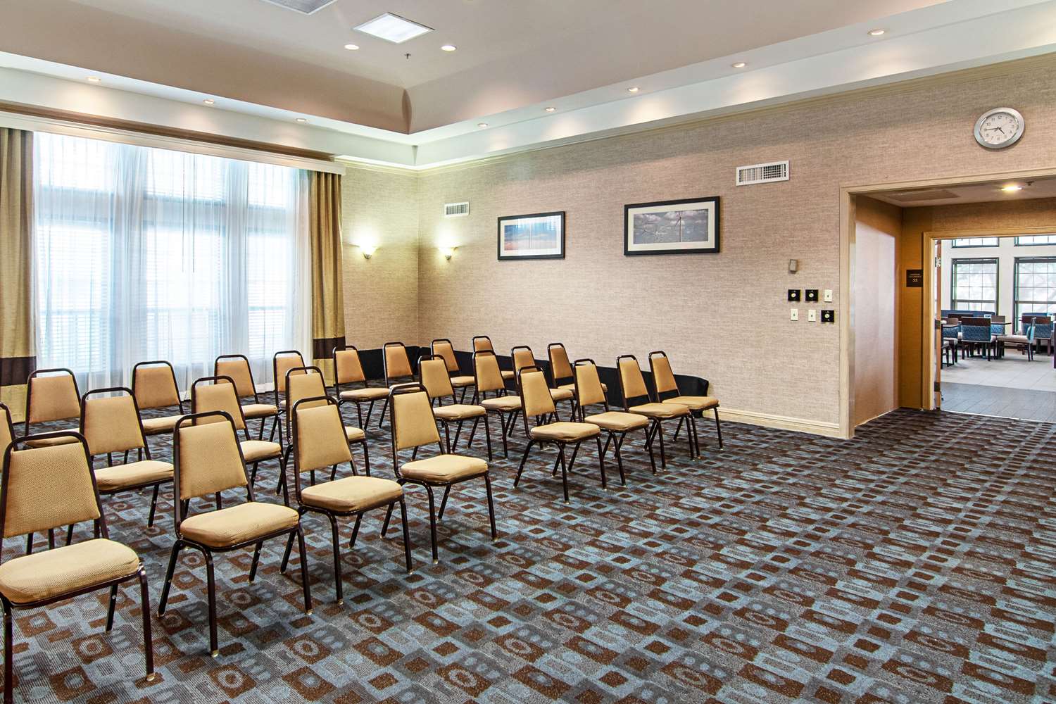 Фото Comfort Suites Nw Dallas Near Love Field