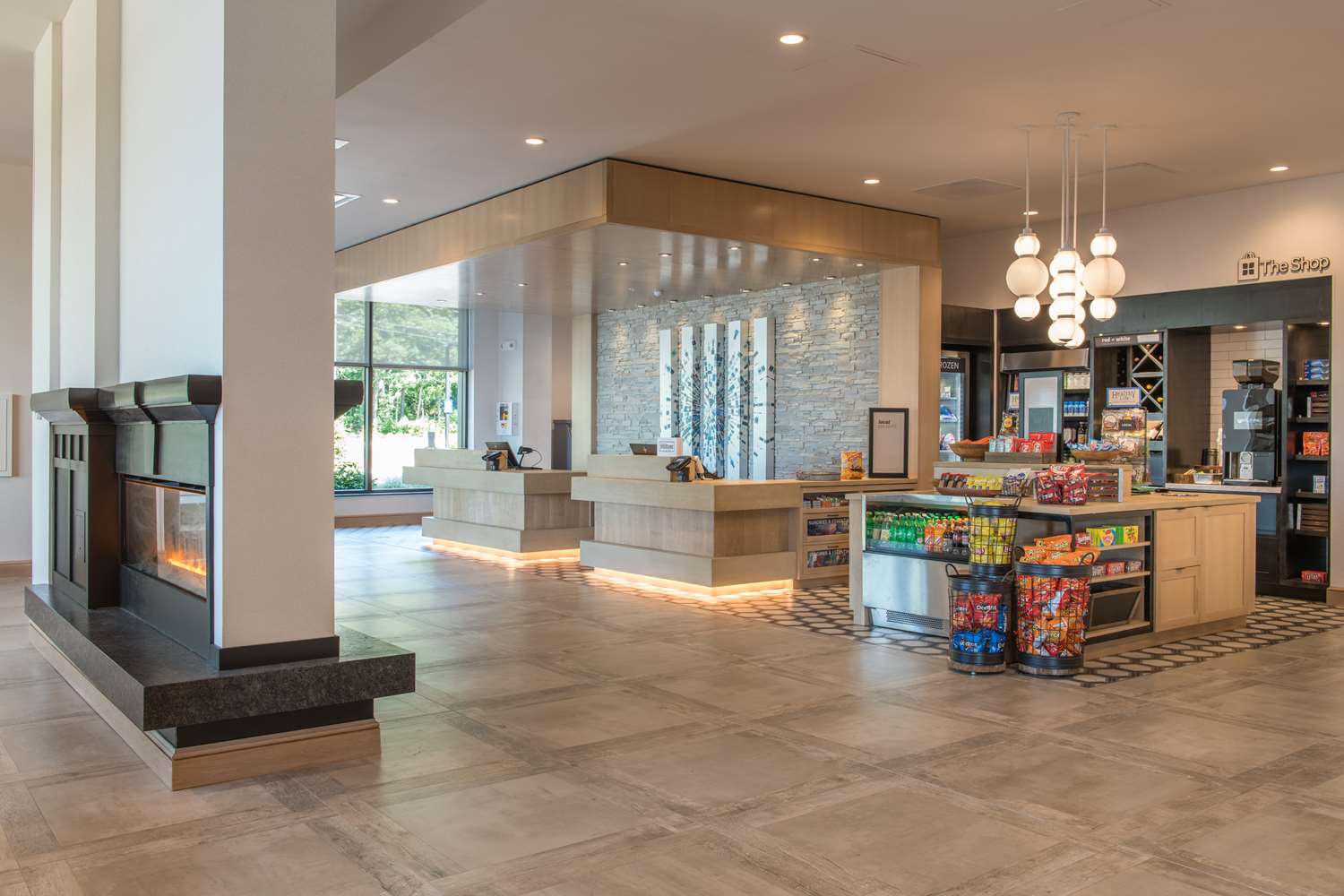 Фото Hilton Garden Inn Boston Canton