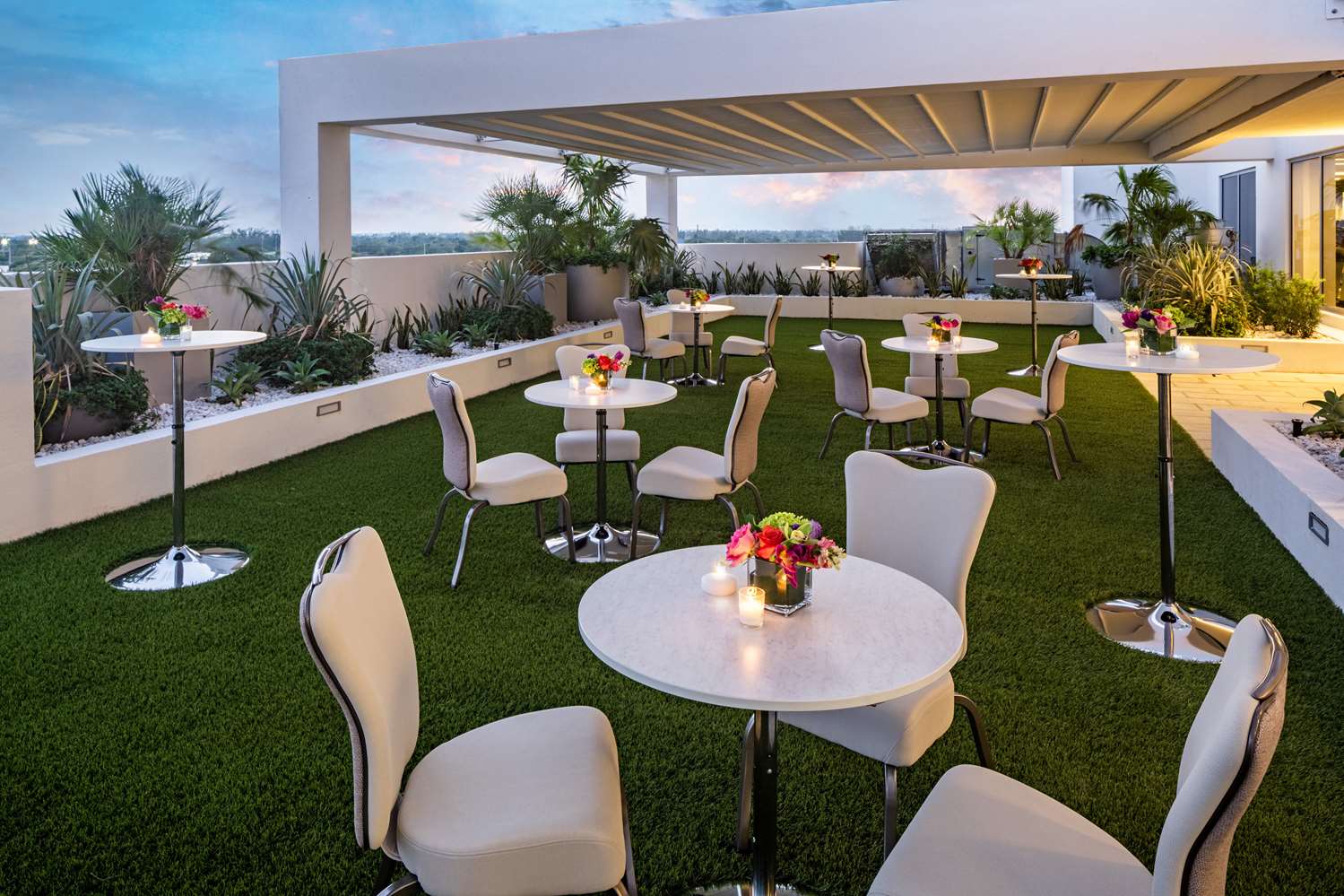 Фото Hilton Aventura Miami