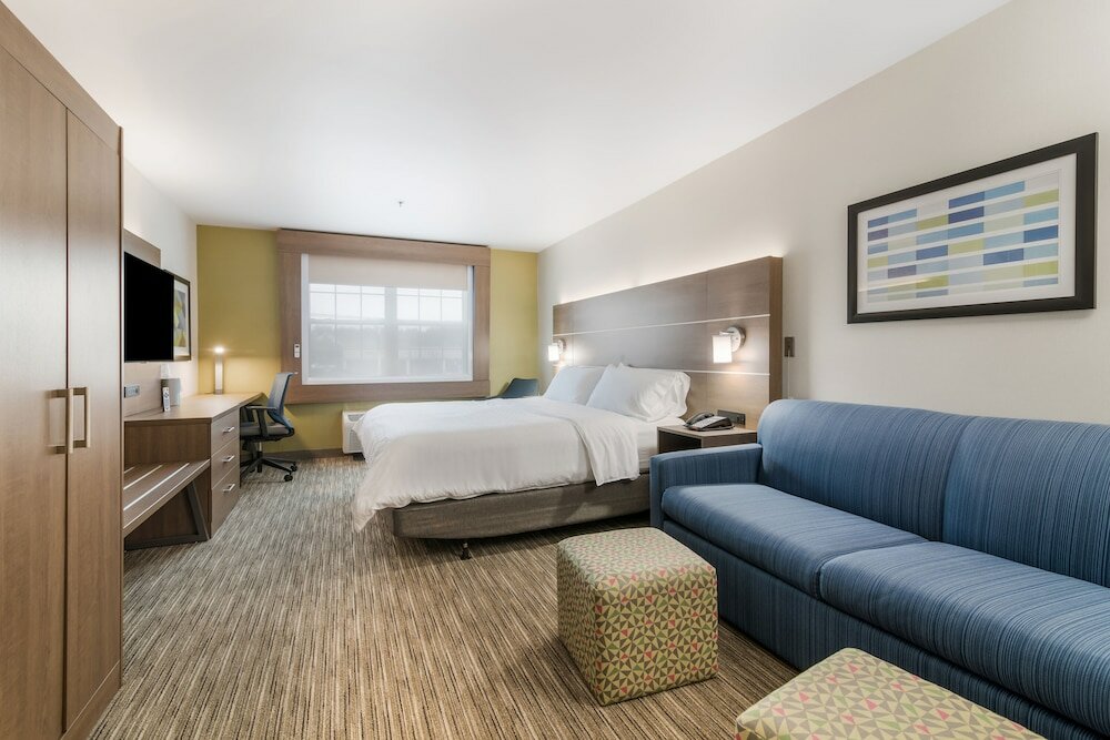 Фото Holiday Inn Express Plymouth, an Ihg Hotel