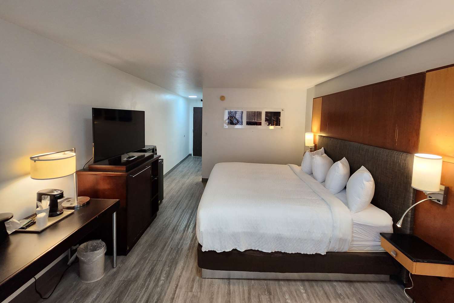 Фото Le Ritz Hotel and Suites