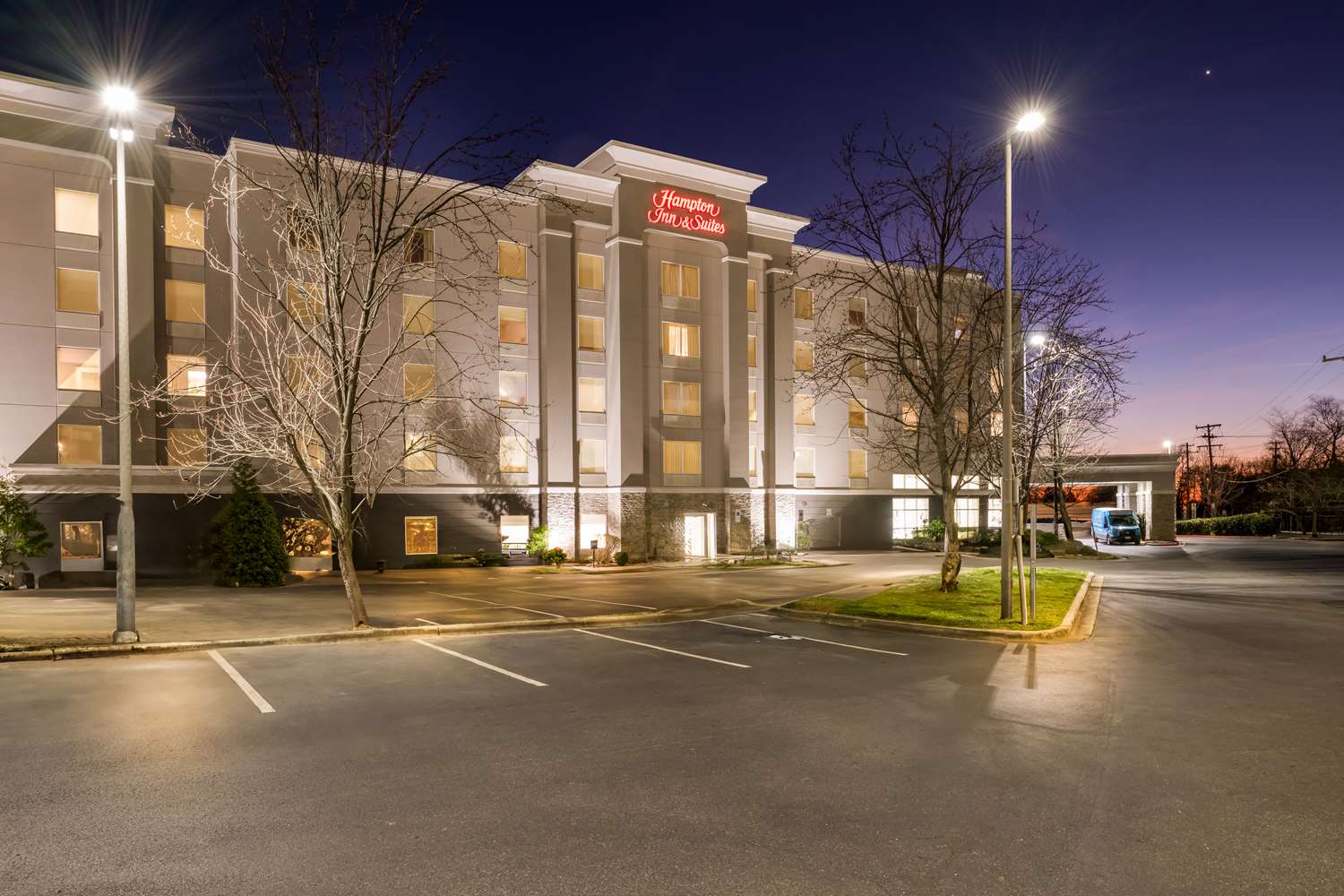 Фото Hampton Inn & Suites Charlotte Airport