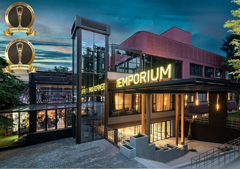 Фото отеля 2