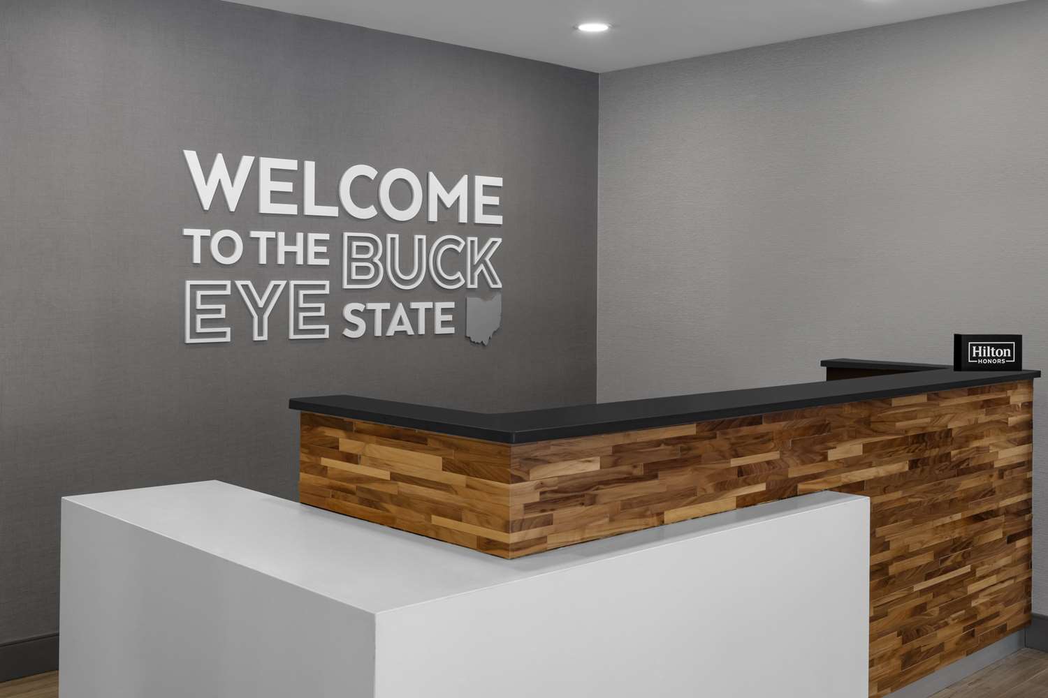 Фото Hampton Inn Cleveland-Downtown