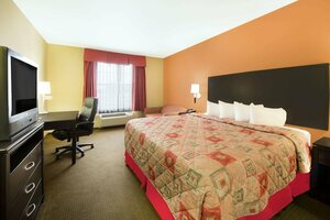 Comfort Inn & Suites (Texas, Lubbock County, City of Lubbock, United States Route 327), hotel