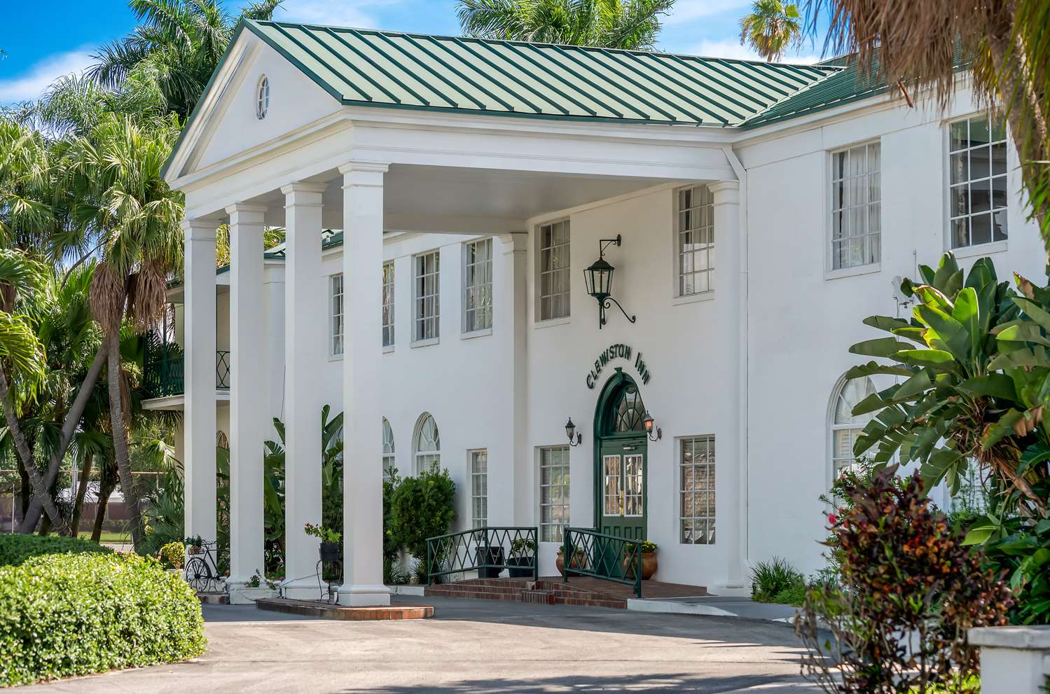 Фото Americas Best Value Inn Historic Clewiston Inn