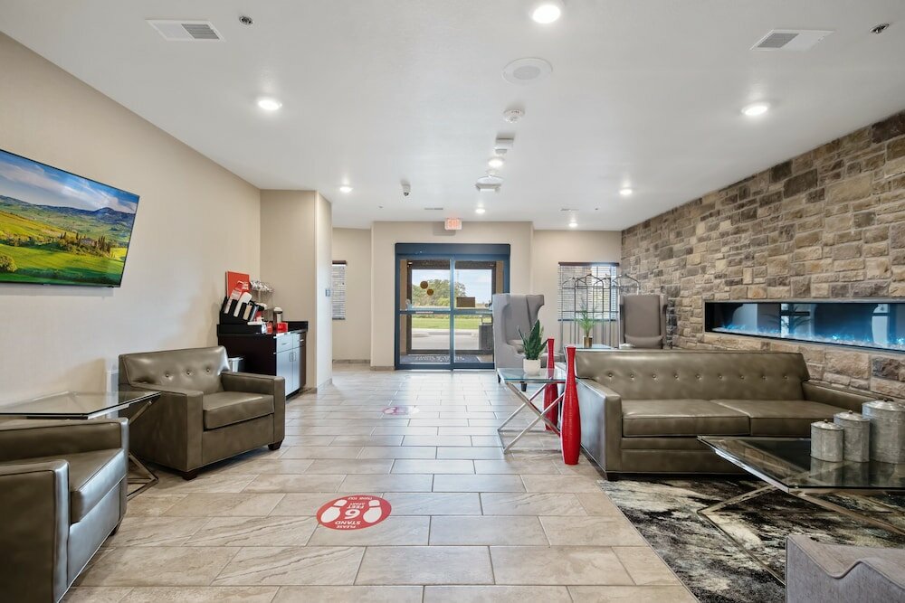 Фото Cobblestone Hotel & Suites - Austin