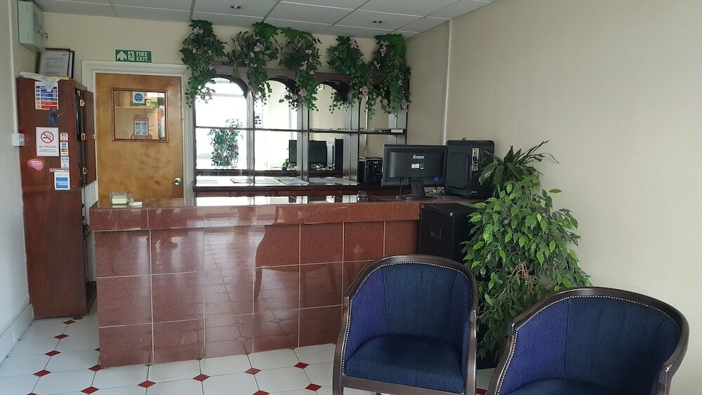 Фото Airport Guest House