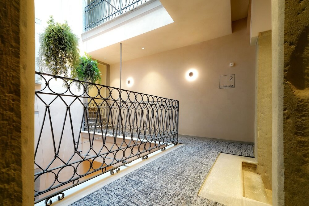 Фото Bergamo Inn 21