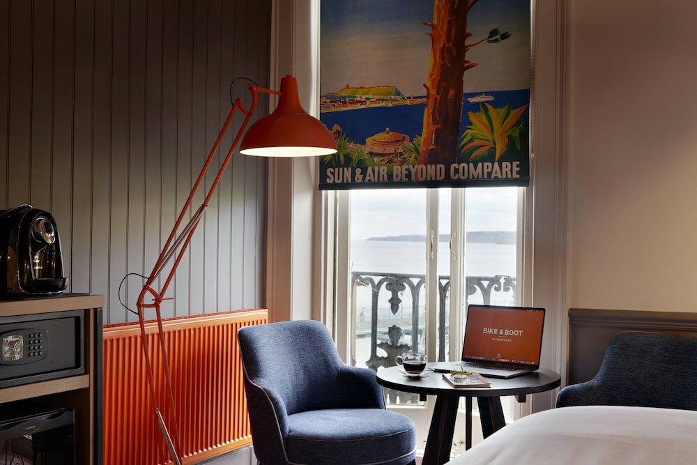 Фото Bike & Boot