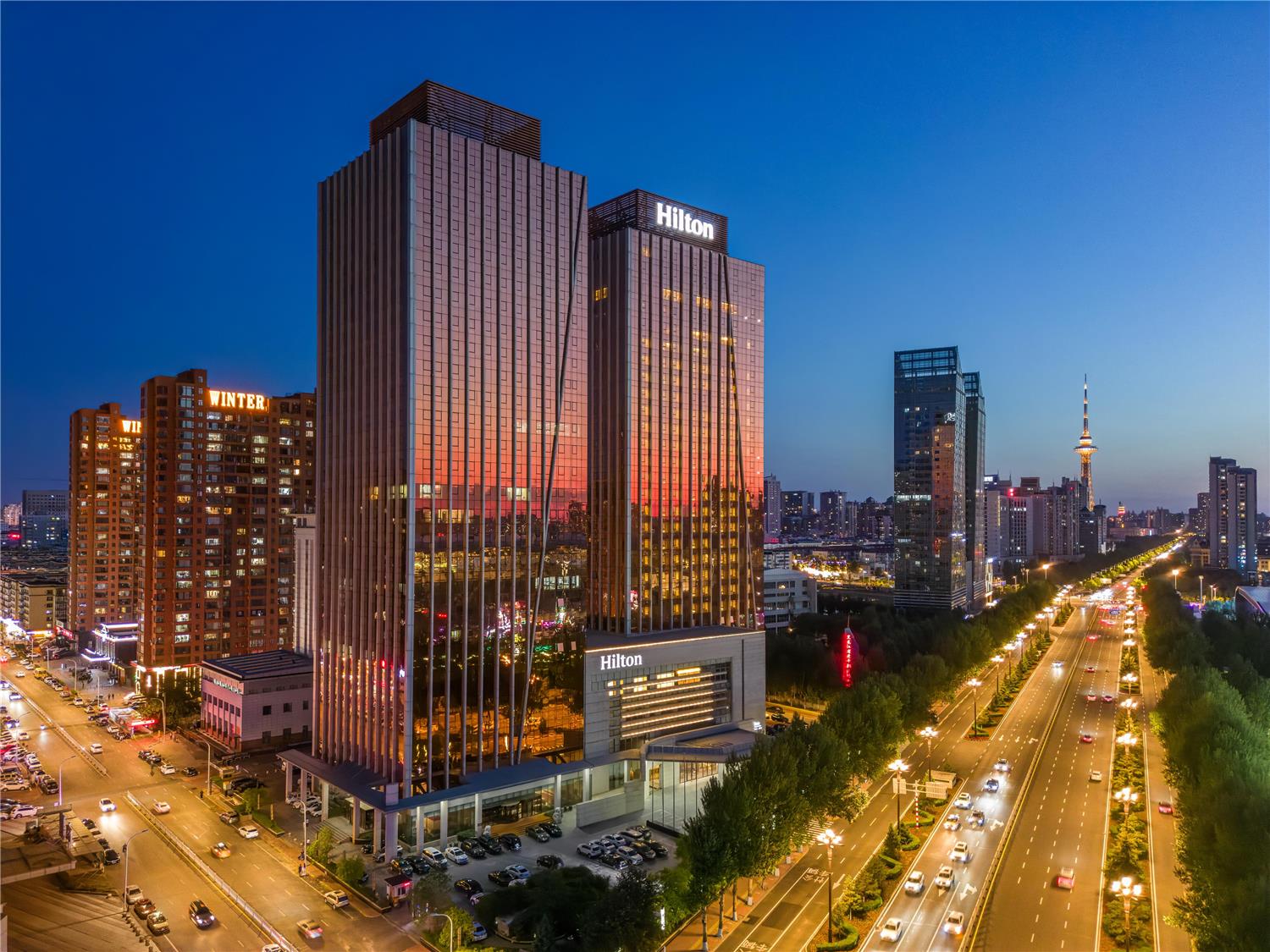 Фото отеля 1