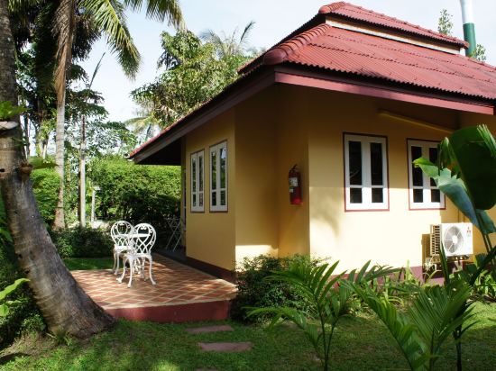 Фото Palm Village Phuket Hotel