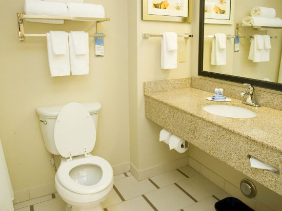 Фото Fairfield Inn & Suites by Marriott Chesapeake Suffolk