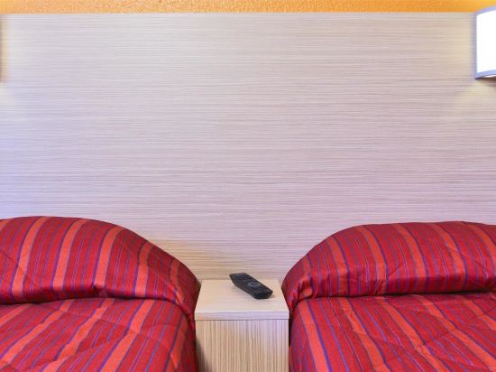 Фото Premiere Classe Lille Nord Tourcoing