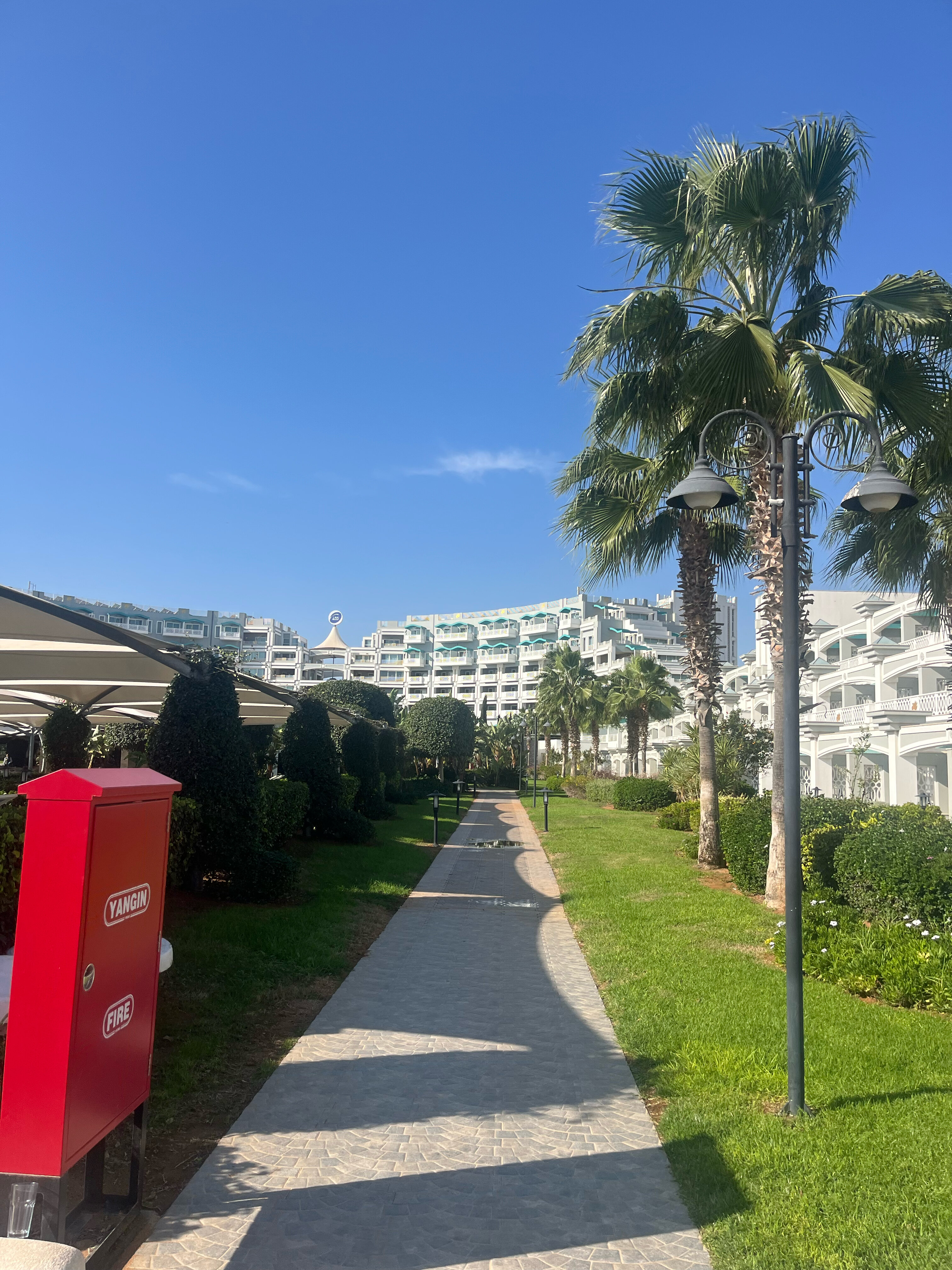 Фото Limak Cyprus Deluxe Hotel