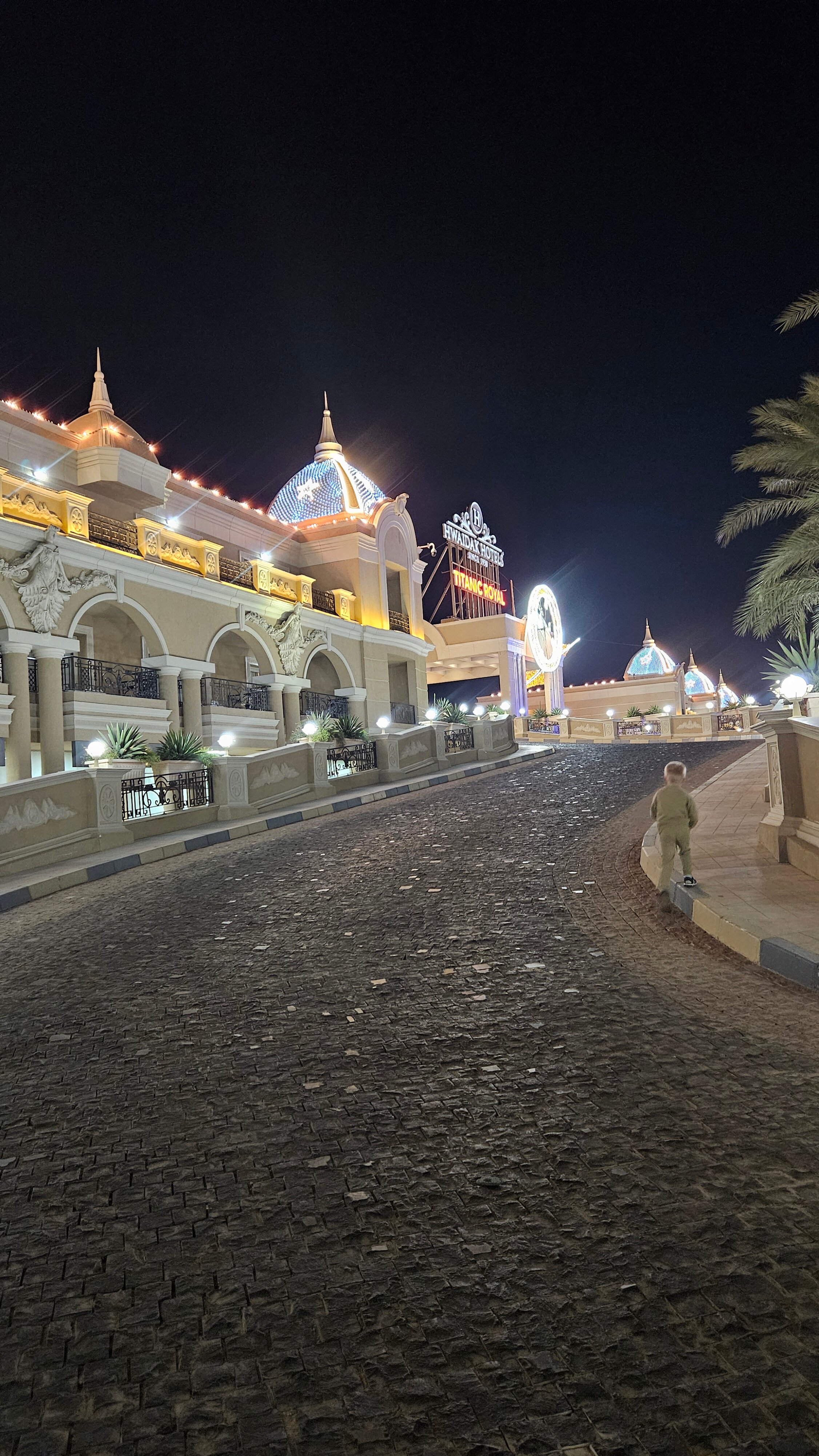 Фото Titanic Royal