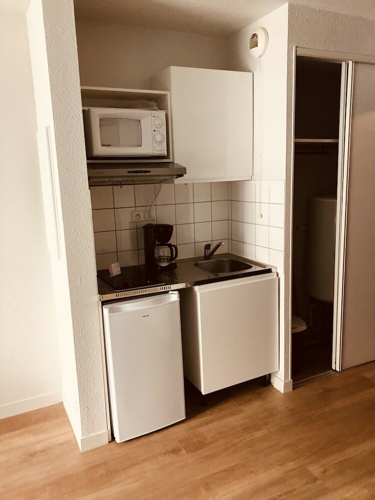 Фото Terres de France - Appart-Hotel - Brest