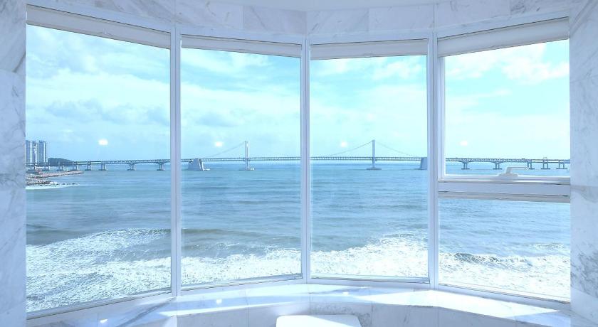 Фото Gwanganli Hotel 1