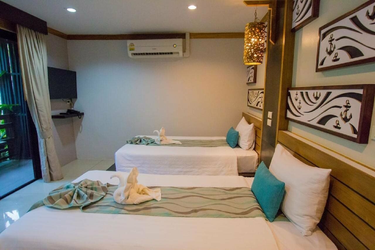 Фото Chaokoh Phi Phi Hotel & Resort