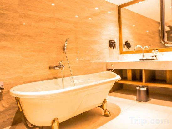 Фото The Nest Hotel Nusa Dua