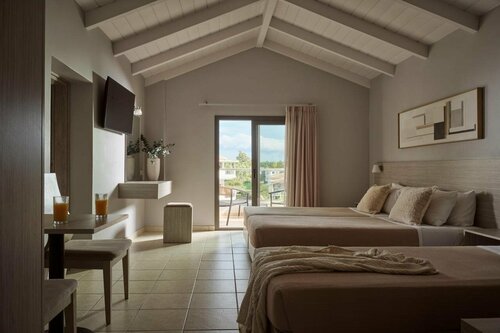 Внешний вид отеля Atlantis Hotel в Муниципальной единице Лаганасе, фото 3