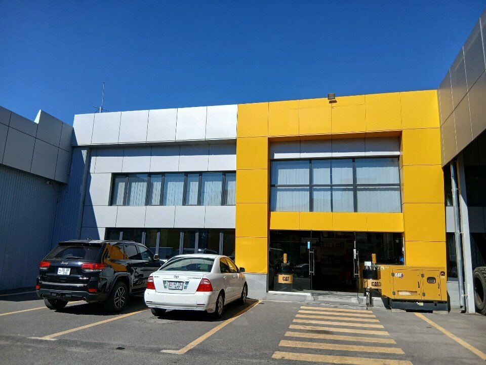 Special equipment and special vehicles Zeppelin Cat, Yerevan, photo