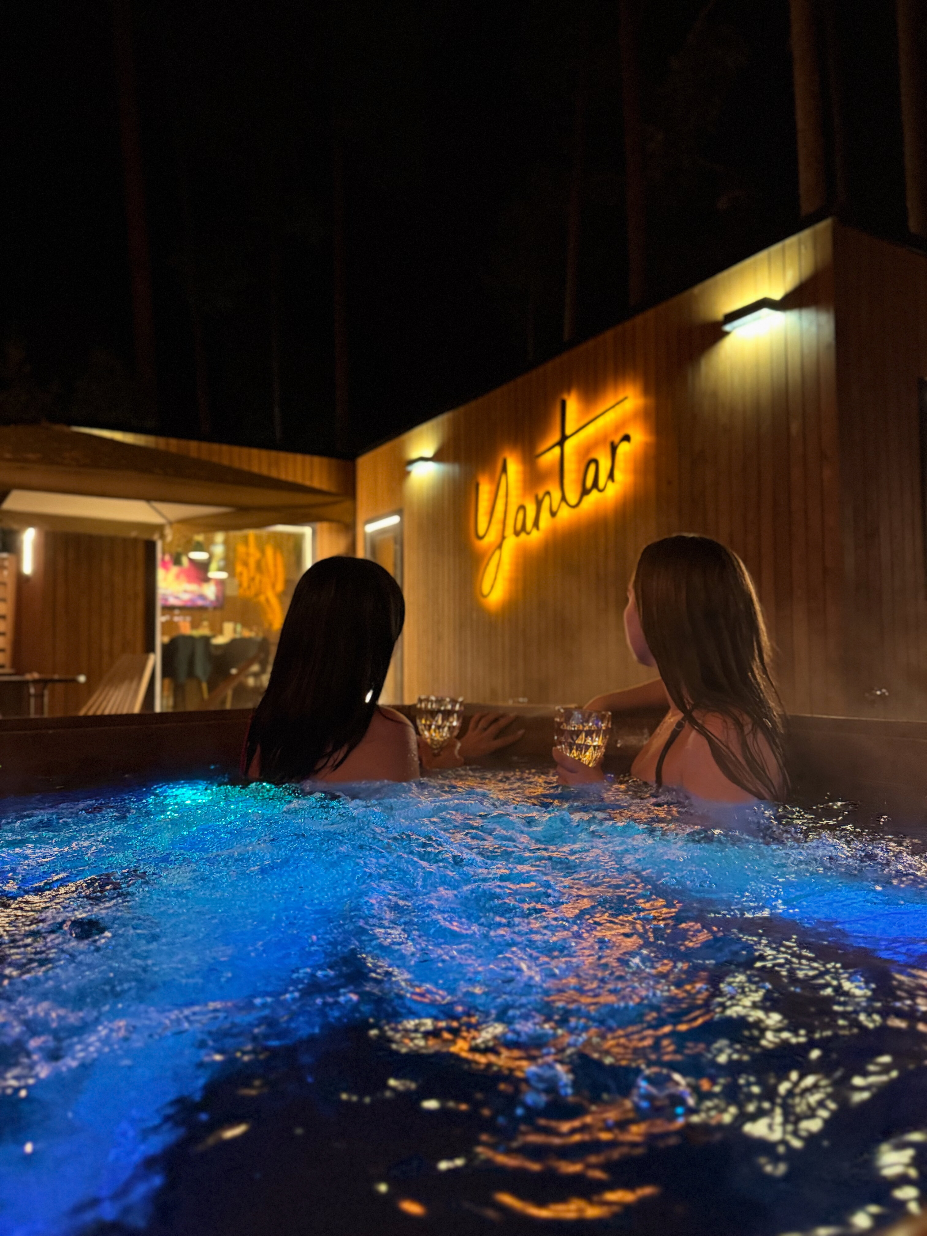 Фото Янтарь