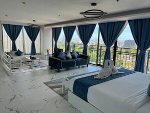 Гостиница Hotel 88th Avenue