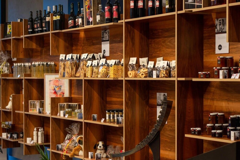 Фото Martigny Boutique Hotel