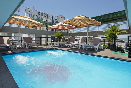 Внешний вид отеля Maple Leaf Hotel & Apartment в Нячанге, фото 1