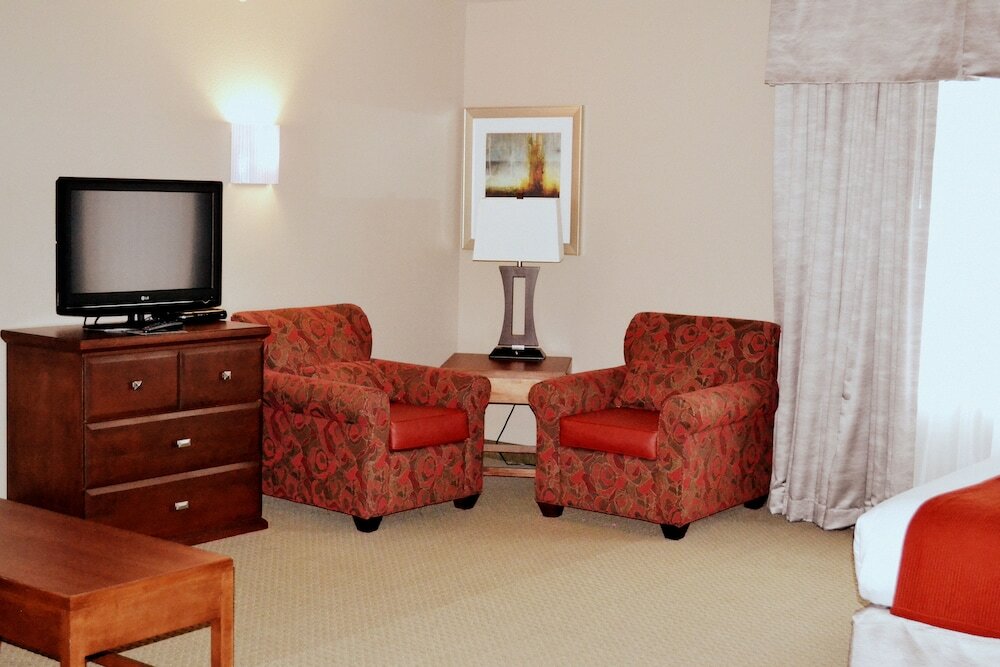 Фото Holiday Inn Express Hotel & Suites Bozeman West, an Ihg Hotel