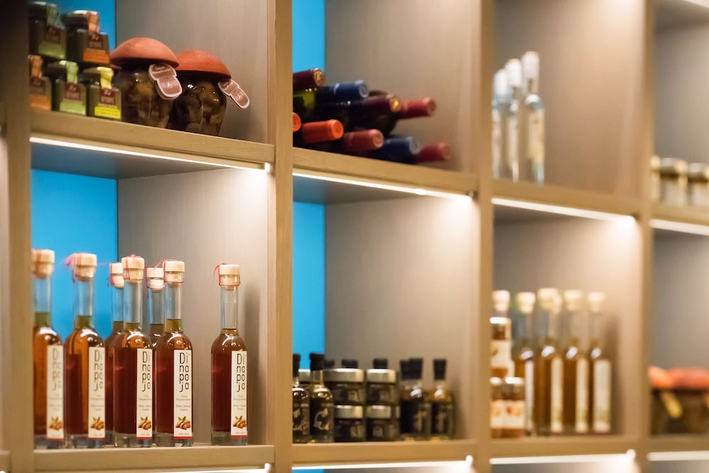 Фото Legacy Gastro Suites