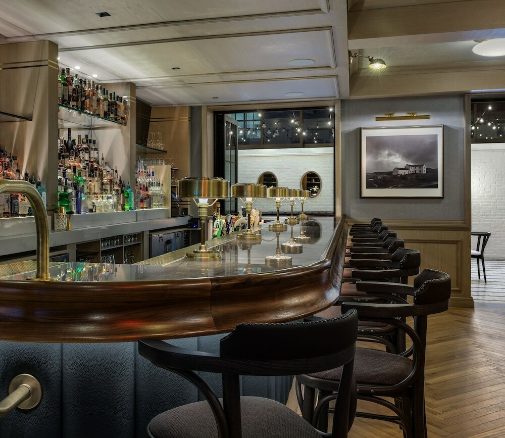 Фото Merrion Row Hotel and Public House