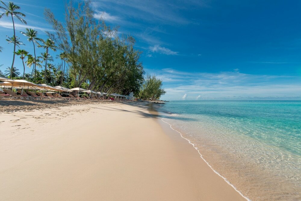 Фото Colony Club by Elegant Hotels