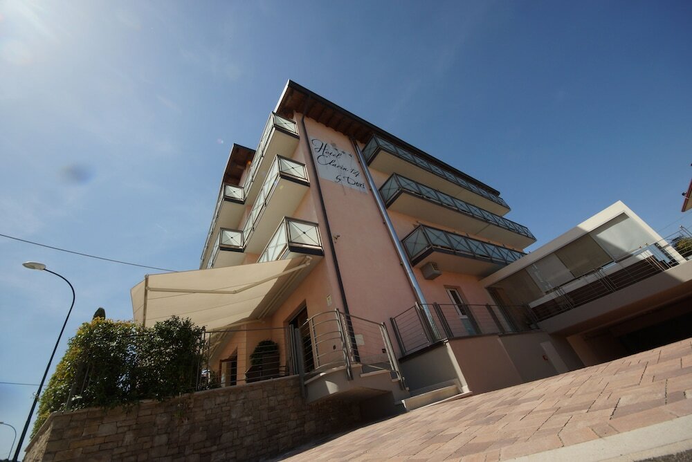 Фото Hotel Clarin 14 by Dori