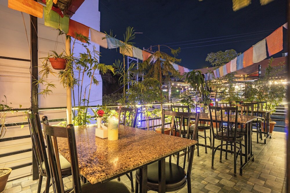 Фото Oasis Kathmandu Hotel