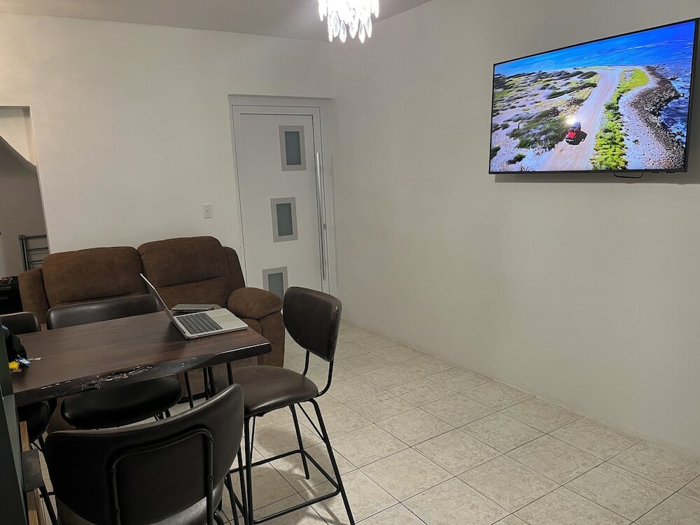 Фото Genesis Apartments