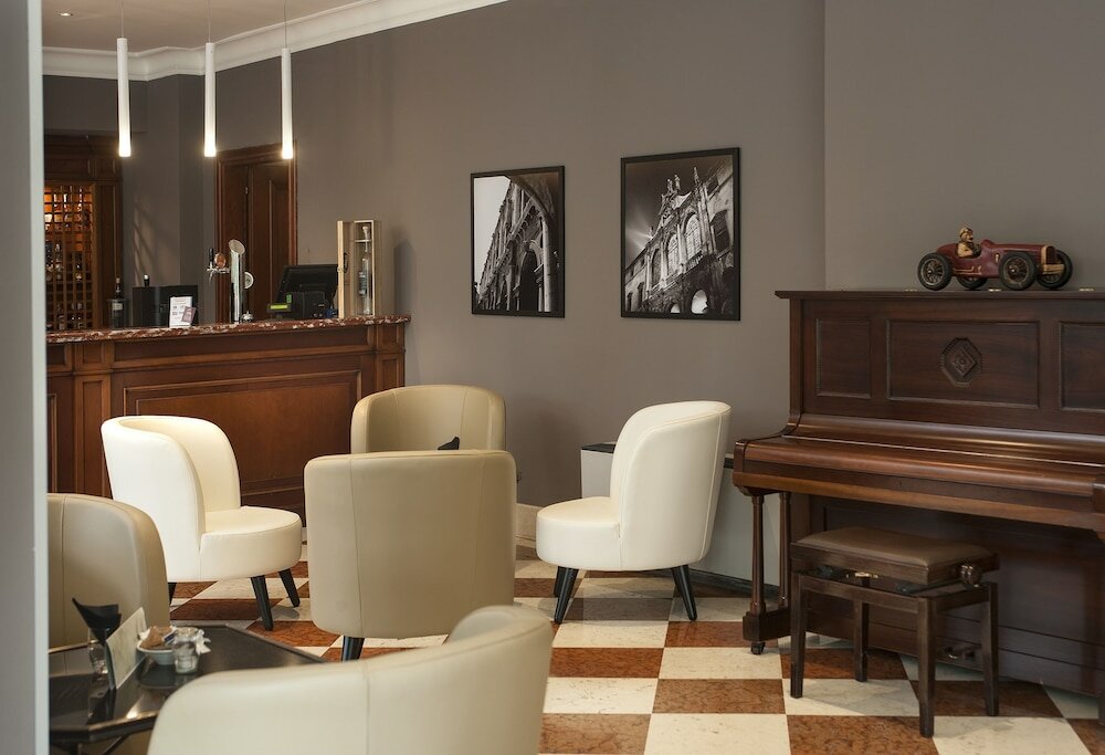 Фото Shg Hotel De La Ville