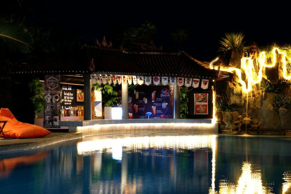 Фото Seminyak Paradiso Hotel