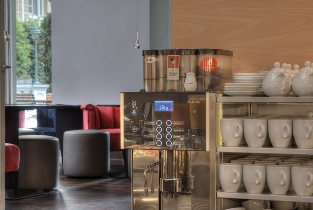 Фото Holiday Inn Vienna City