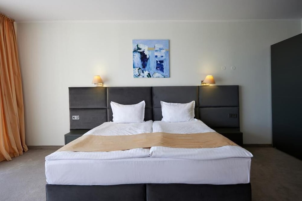 Фото Hotel Continental