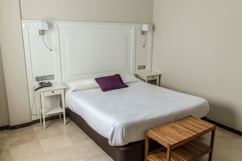 Фото Hotel Sevilla